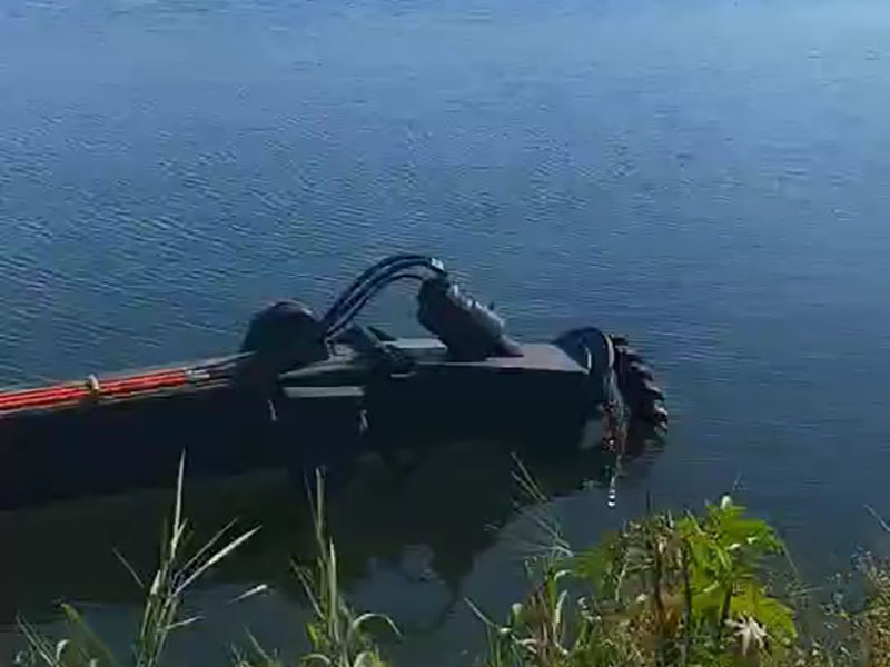 尾礦清淤設(shè)備-云南云錫集團(tuán) 拷貝.jpg